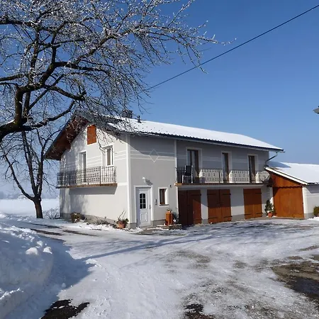 Kaltenleitner Weissenkirchen im Attergau