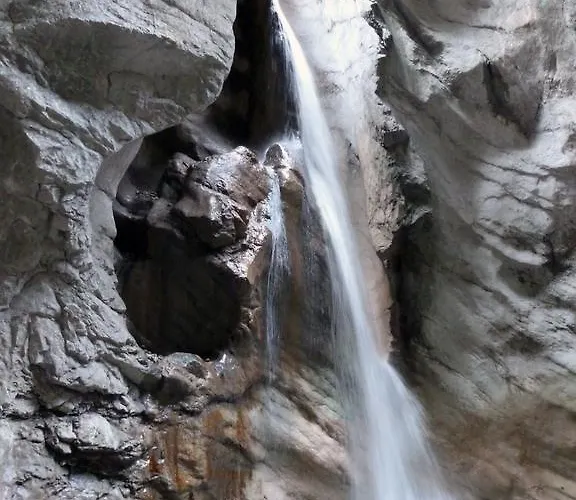 Kaltenleitner Weissenkirchen im Attergau