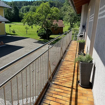 Kaltenleitner Apartman Weissenkirchen im Attergau