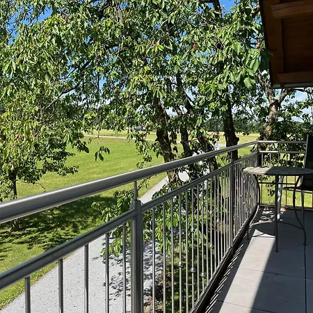 Kaltenleitner * Weissenkirchen im Attergau